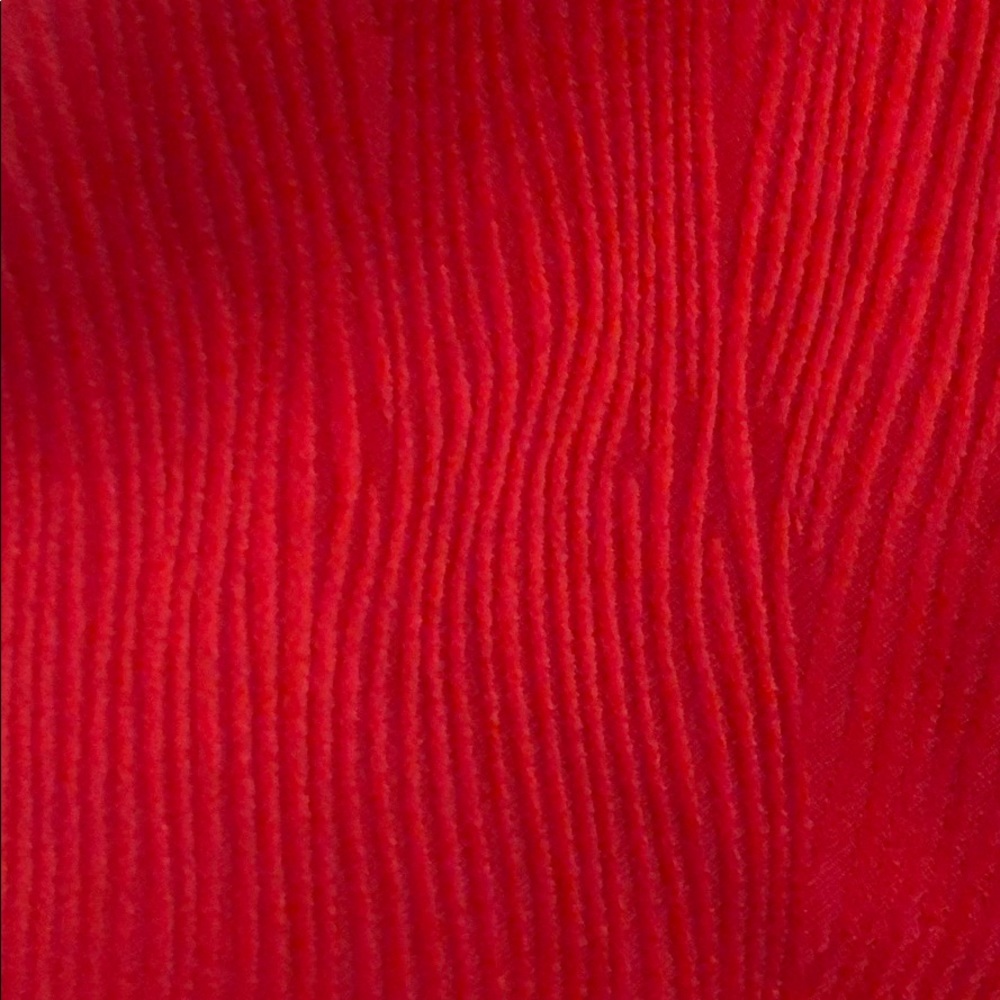 Red Dress - Picture 3 of 4